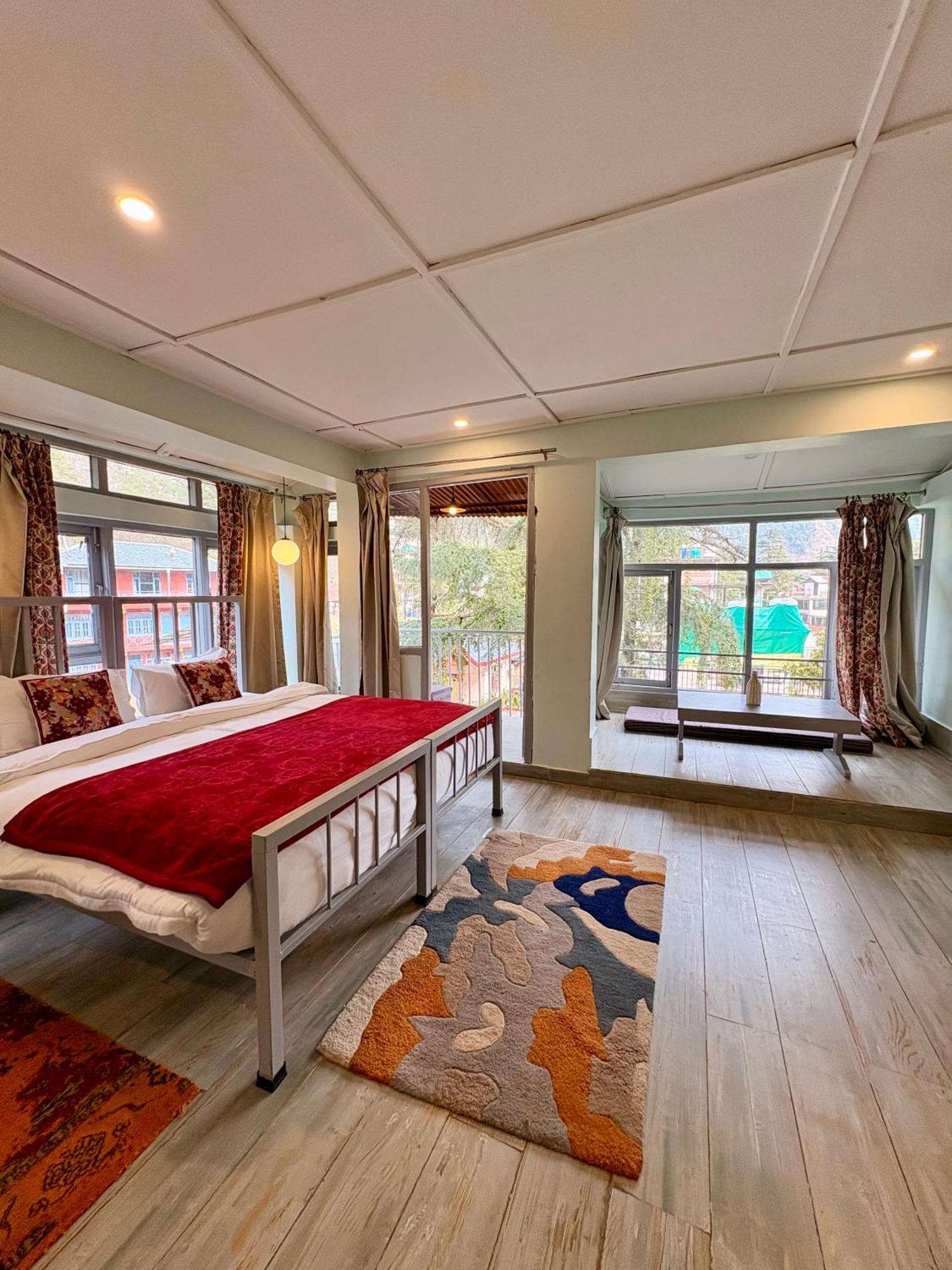 Eevolve Dharamkot - An Eco Hostel McLeod Ganj Exteriér fotografie